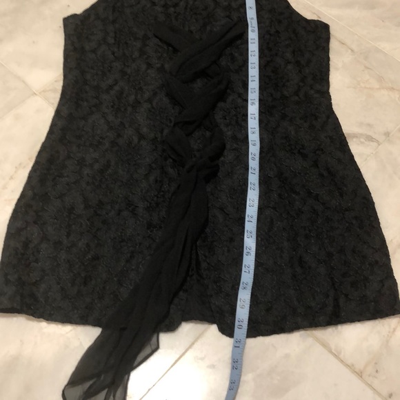 Blu’s black sleeveless tunic vest top - Picture 10 of 10